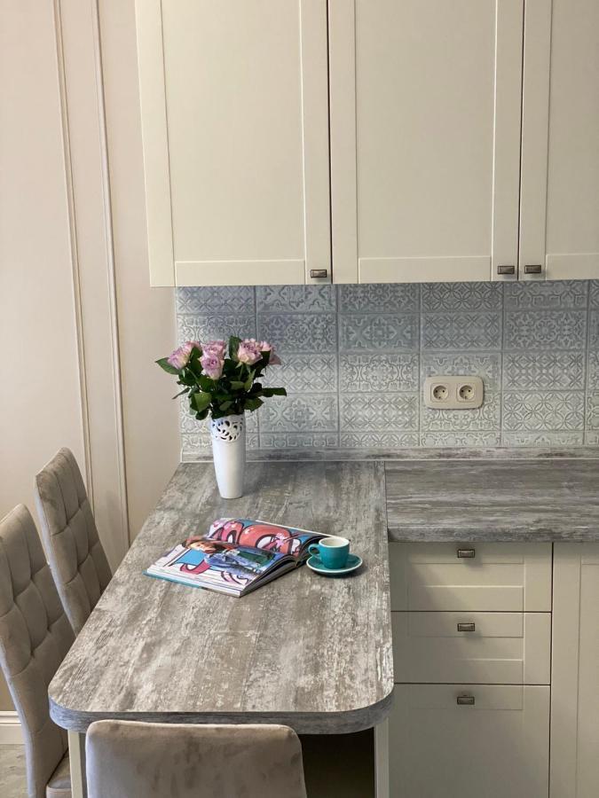 Luxury Apartment Near Metro Station Osokorky 基輔 外观 照片