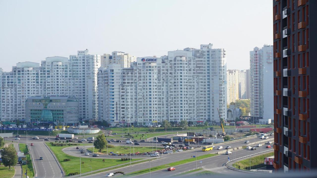 Luxury Apartment Near Metro Station Osokorky 基輔 外观 照片
