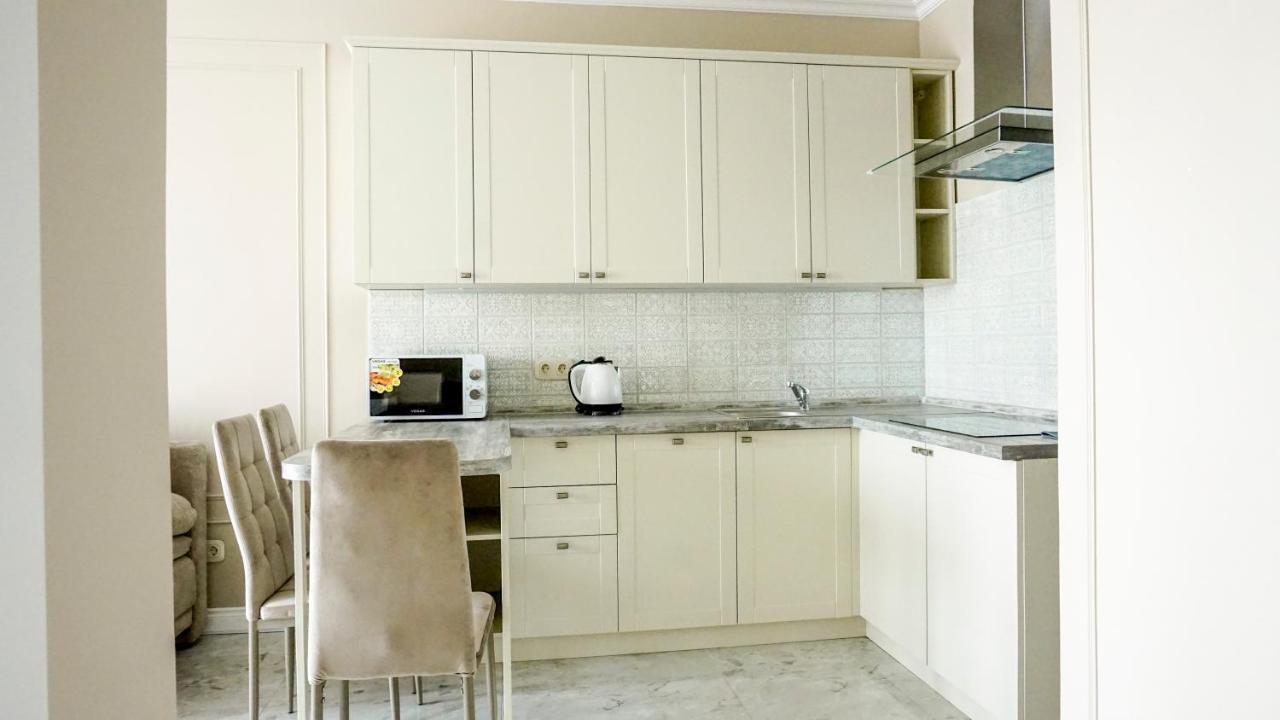 Luxury Apartment Near Metro Station Osokorky 基輔 外观 照片
