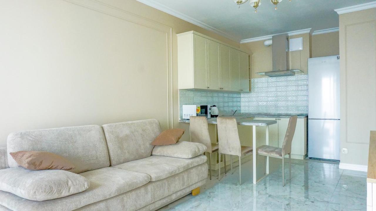 Luxury Apartment Near Metro Station Osokorky 基輔 外观 照片
