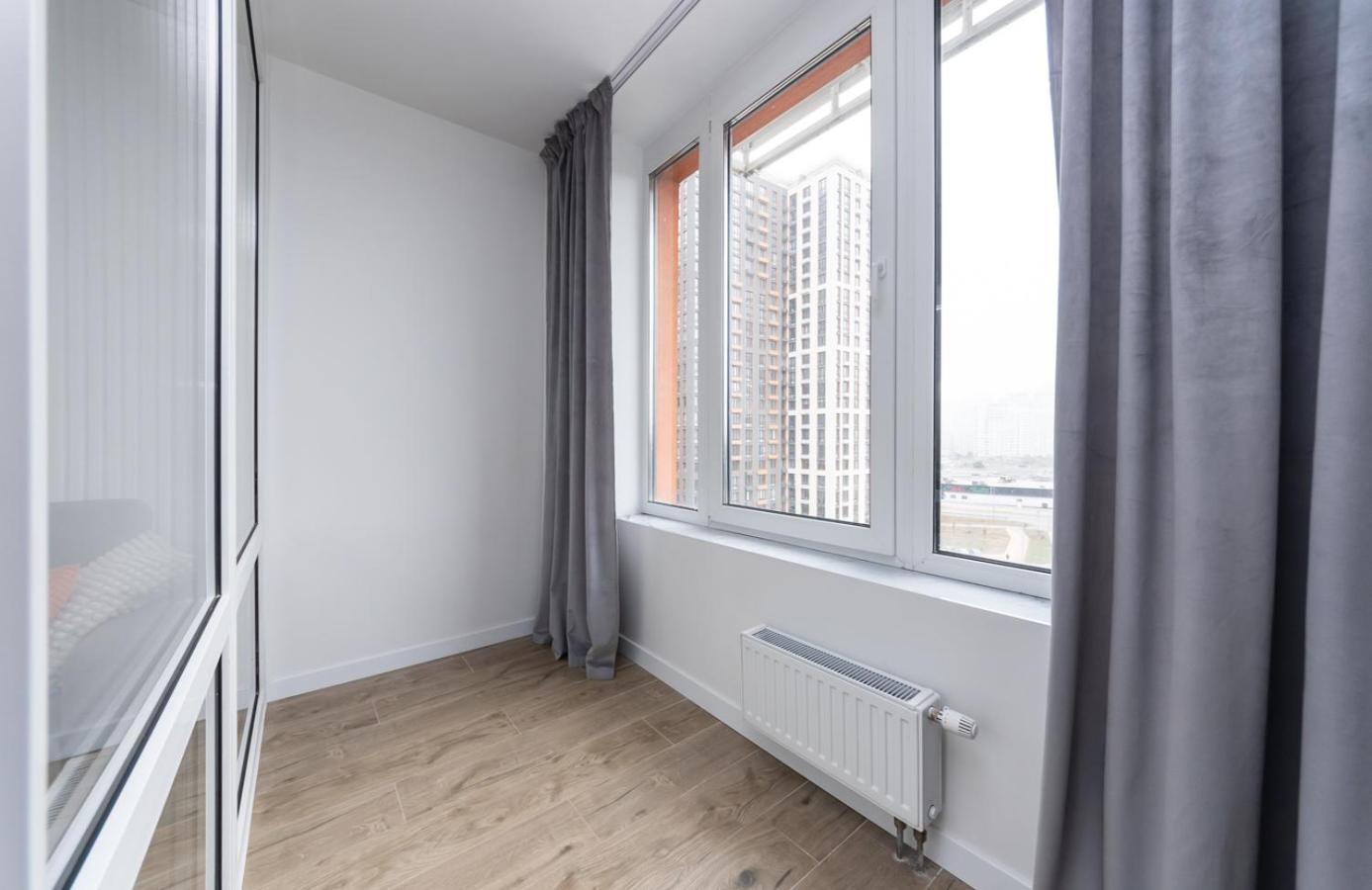 Luxury Apartment Near Metro Station Osokorky 基輔 外观 照片