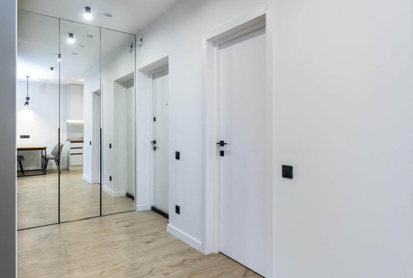 Luxury Apartment Near Metro Station Osokorky 基輔 外观 照片